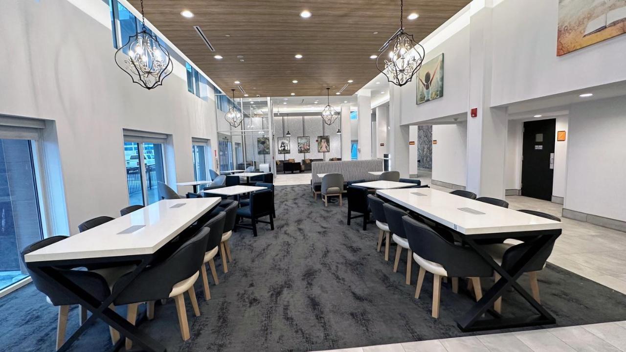 Hotel La Quinta By Wyndham Chicago O'Hare Airport à Rosemont Extérieur photo