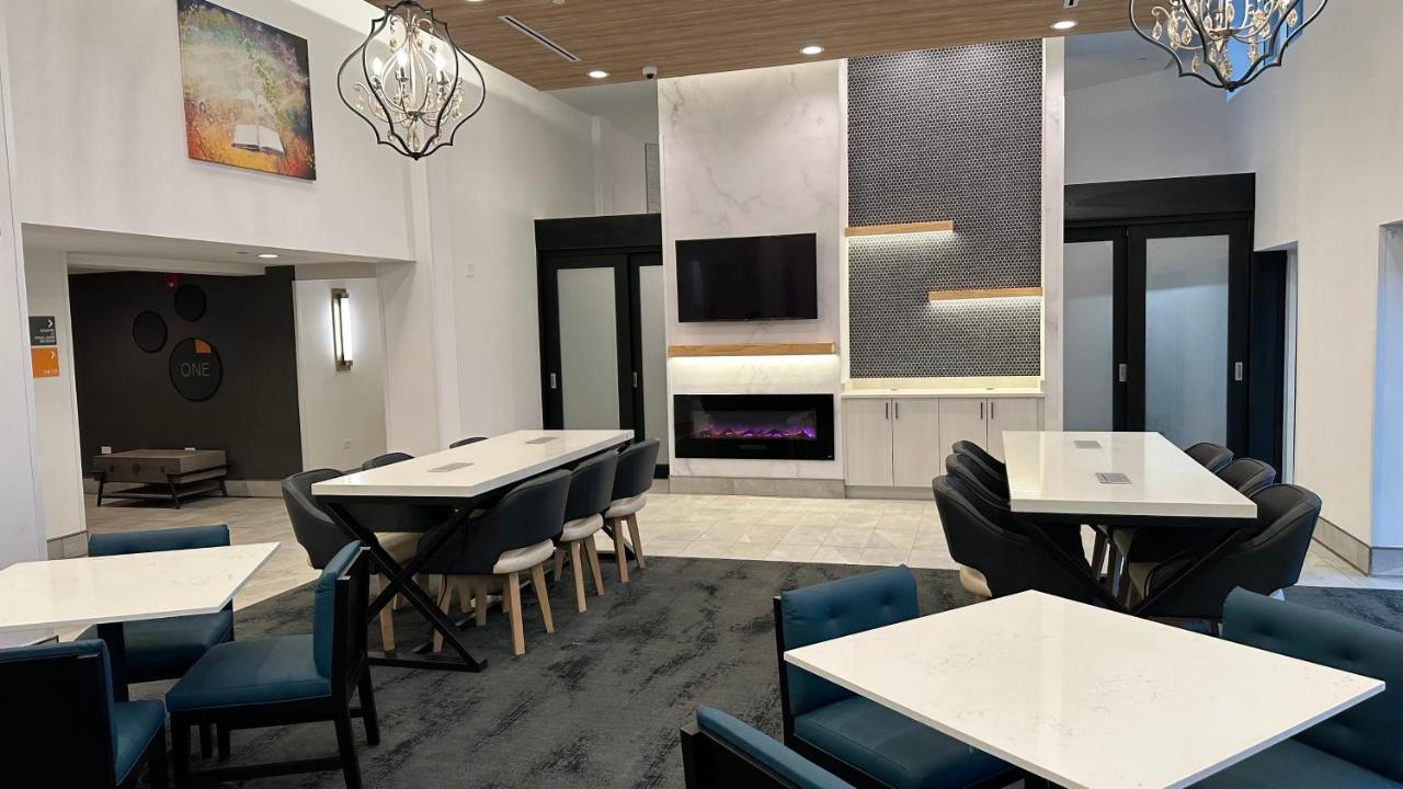Hotel La Quinta By Wyndham Chicago O'Hare Airport à Rosemont Extérieur photo